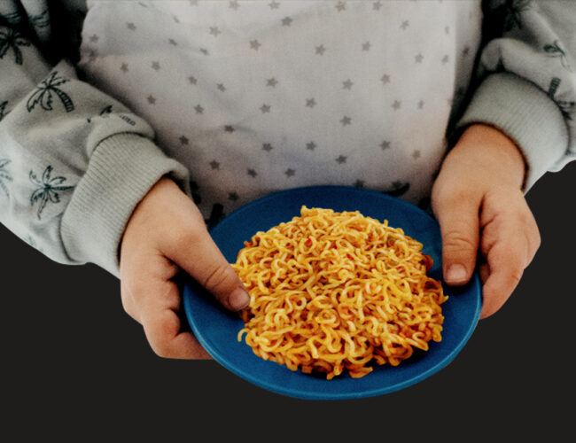 Estudo do Unicef mostra aumento da insegurança alimentar e alto consumo de ultraprocessados entre crianças do Bolsa Família durante a pandemia