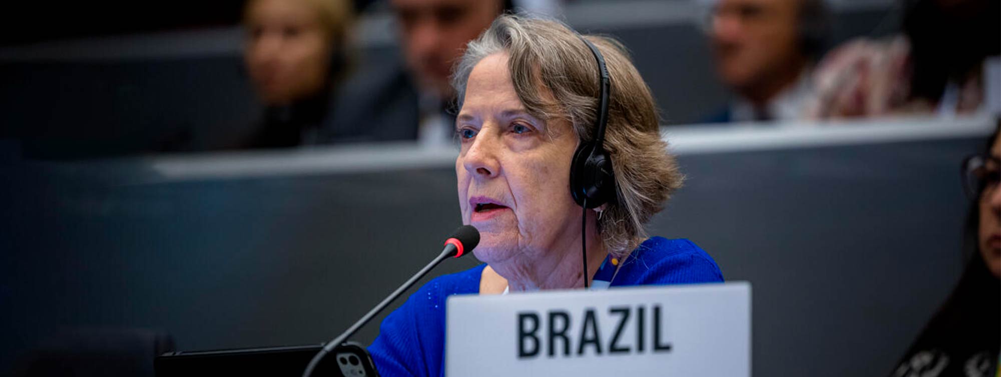 Países apertam cerco contra danos ambientais do fumo, mas não concordam sobre como proteger a população de cigarros eletrônicos